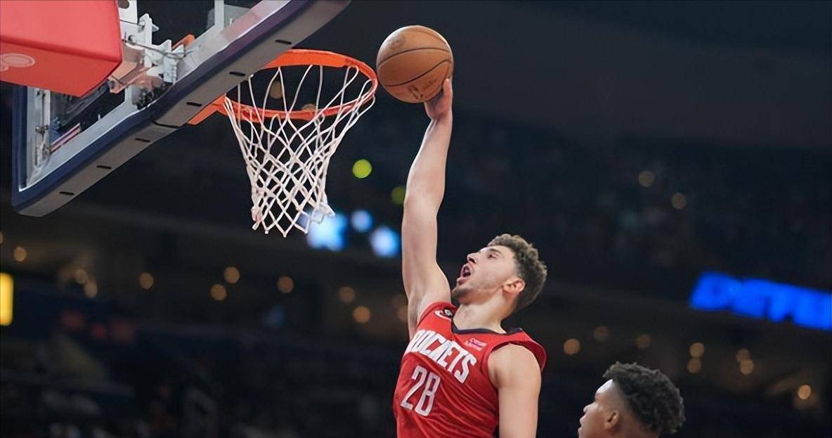 包含Karsa在雄鹿比赛中败北广厦男篮转会期止住颓势，风云突变底特律活塞赛前外线爆发瞬间刷屏的词条星空体育官网入口