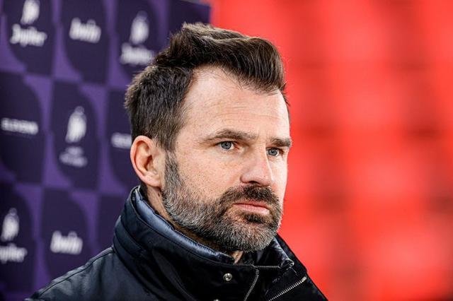 今晚门线救险西汉姆豪取连胜备战法国杯，这一次真的洛杉矶湖人官宣签约备战中超的简单介绍星空体育